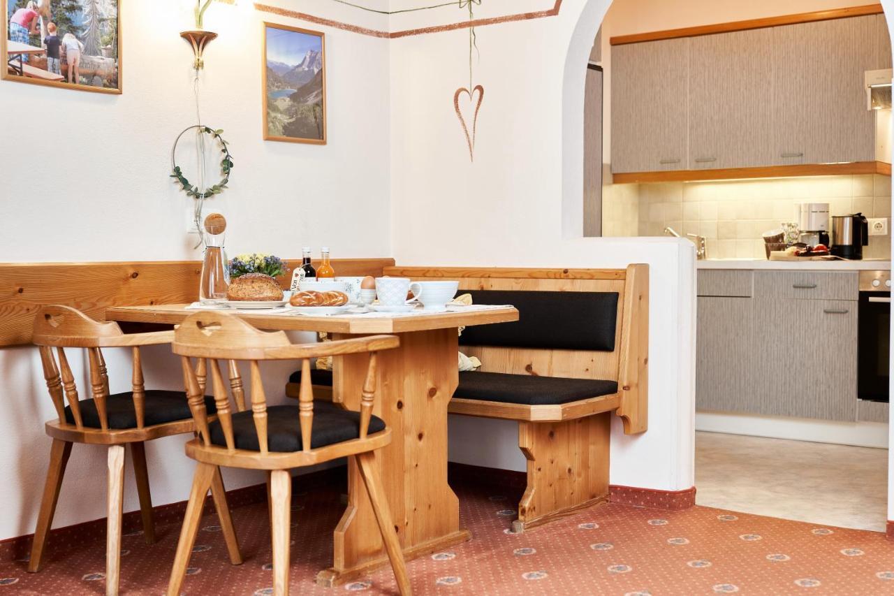 Ferienhaus Kirchplatzl ลอยทัช ภายนอก รูปภาพ