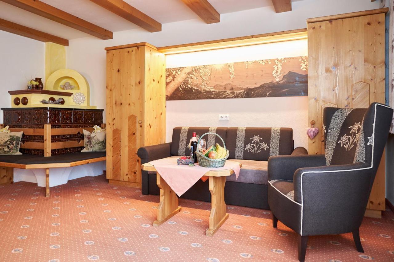 Ferienhaus Kirchplatzl ลอยทัช ภายนอก รูปภาพ